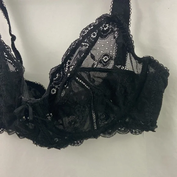 Vanity Fait Black Lace Size 34DD Bra - Picture 3 of 8